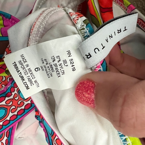 Trina Turk Bikini Set Multicolor Triangle Top & Hipster Bottoms w/ Gold Rings - Picture 3 of 3